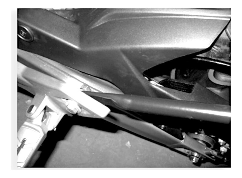 Portaequipaje Largo P/soportes Lat. + Ref Bajaj 400 Dominar