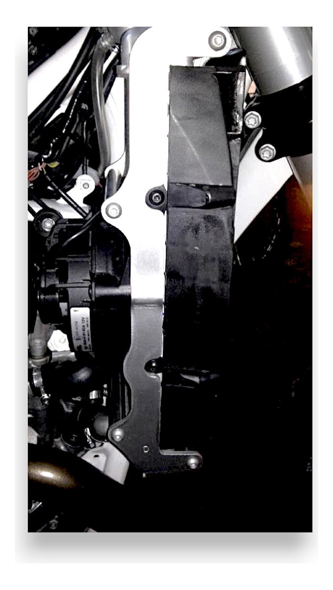 D_640264-MLA75246876369_032024-F.jpg Refuerzo Protector Radiador Husqvarna Fc 250 2016-2018