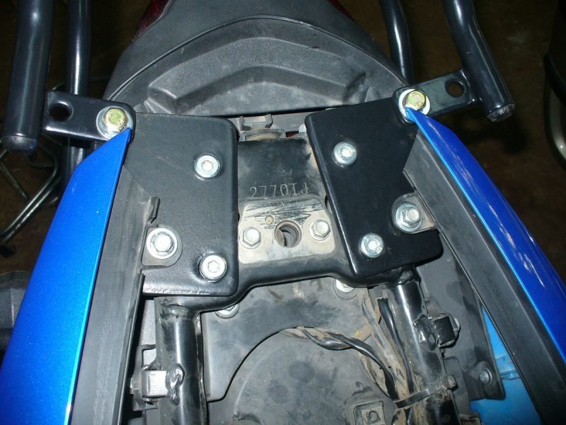 Portaequipaje + Refuerzos Guerrero Gr 5 230cc